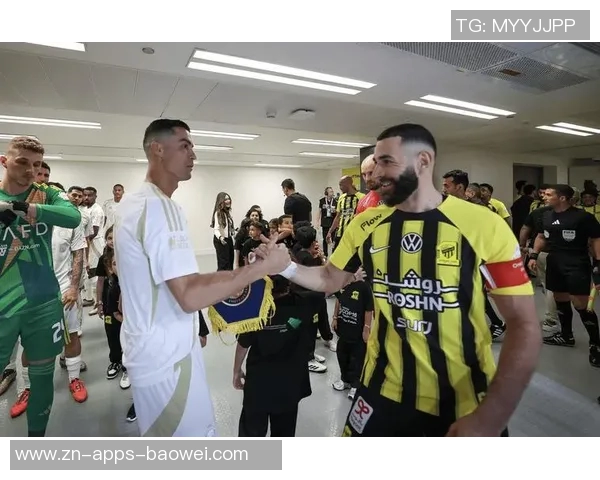 环足奖年度最佳中东球员候选人揭晓C罗本泽马马赫雷斯多萨里争夺荣誉 环足奖年度最佳中东球员候选人揭晓C罗本泽马马赫雷斯多萨里争夺荣誉